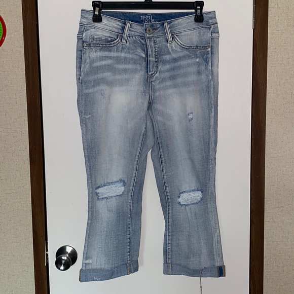 Jean Capris - Picture 1 of 2